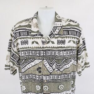Red‎ Turtle XL Aztec Patern Green Tan Cream Collared Hawaiian Shirt Rayon Cotton